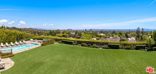 1676 Alta Mura Road, Pacific Palisades (los Angeles), CA 90272