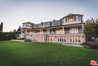 1676 Alta Mura Road, Pacific Palisades (los Angeles), CA 90272