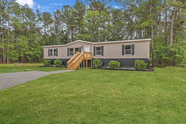 95 Tundra Lane, Ridgeville, SC 29472
