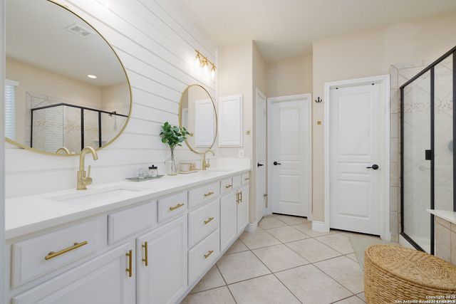 12027 HUNT EST, San Antonio, TX 78253