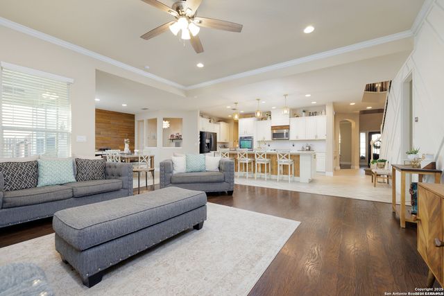 12027 HUNT EST, San Antonio, TX 78253