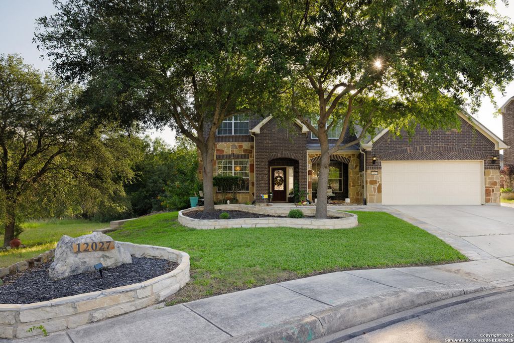 12027 HUNT EST, San Antonio, TX 78253