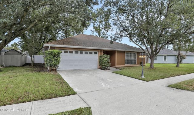3691 CAMERON CROSSING Drive, Jacksonville, FL 32223