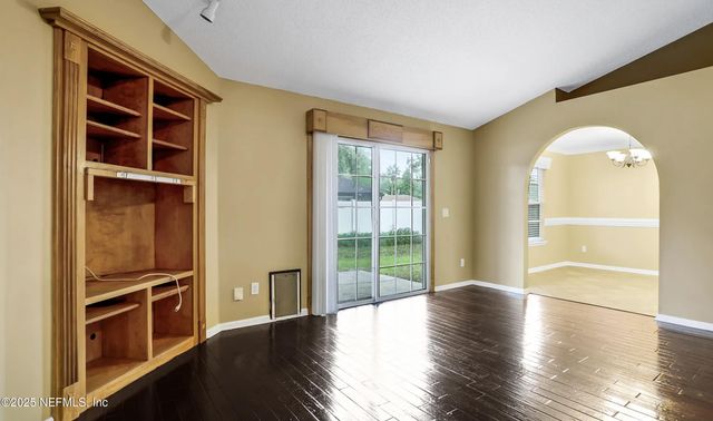 3691 CAMERON CROSSING Drive, Jacksonville, FL 32223