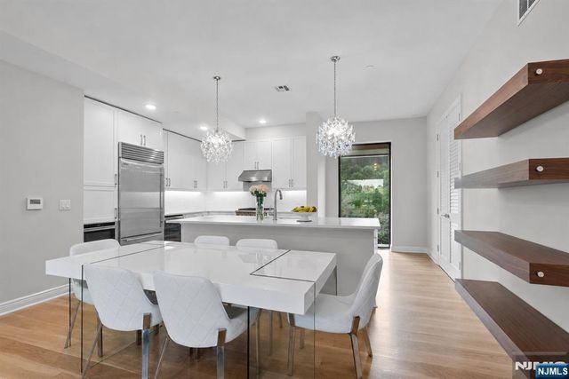 3 Somerset Lane 500, Edgewater, NJ 07020