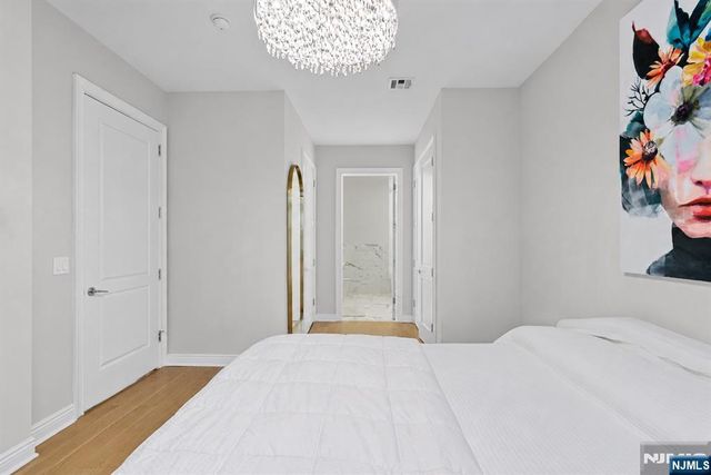 3 Somerset Lane 500, Edgewater, NJ 07020