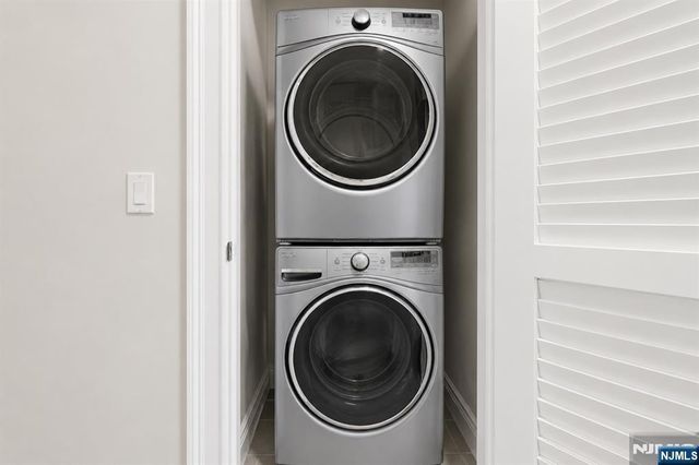 3 Somerset Lane 500, Edgewater, NJ 07020