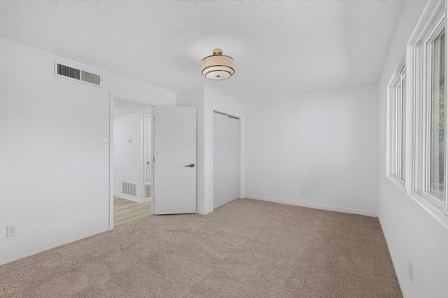 12701 Cloudview Avenue NE, Albuquerque, NM 87123
