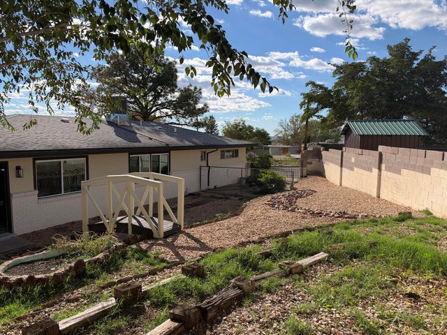 12701 Cloudview Avenue NE, Albuquerque, NM 87123