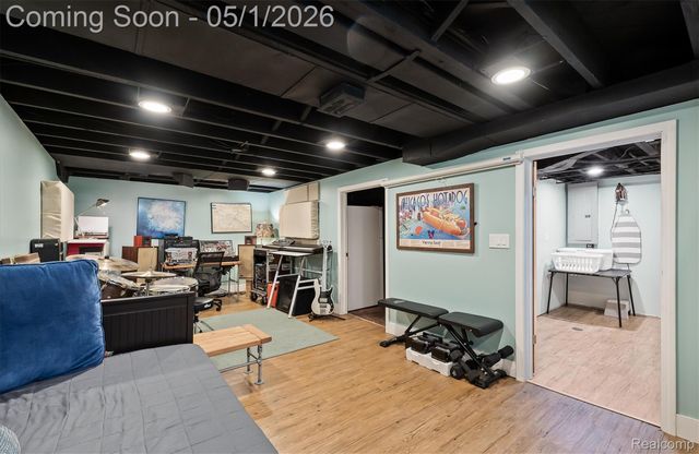 580 W Lewiston Avenue, Ferndale, MI 48220