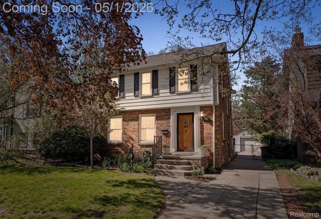 580 W Lewiston Avenue, Ferndale, MI 48220