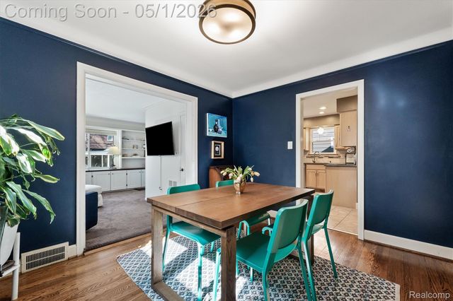 580 W Lewiston Avenue, Ferndale, MI 48220