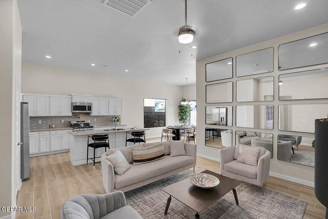 12641 MIDDLESBROUGH Avenue, Horizon City, TX 79928