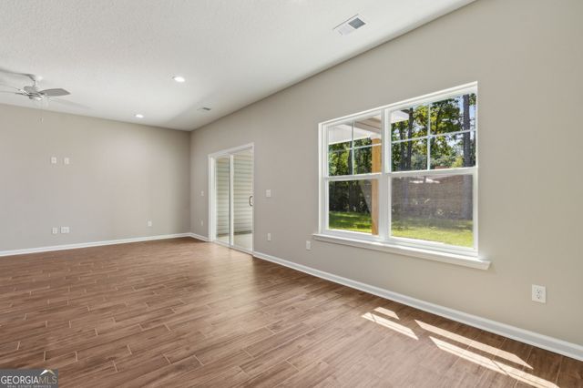 184 Herrin Road, Woodbine, GA 31569