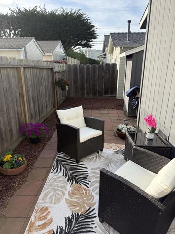 520 Amador Avenue, Seaside, CA 93955