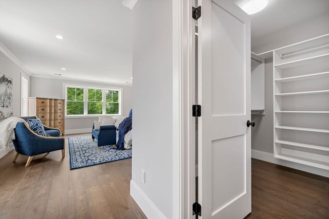 5 Milk St, Natick, MA 01760