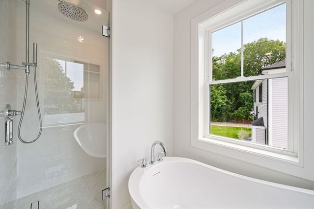 5 Milk St, Natick, MA 01760