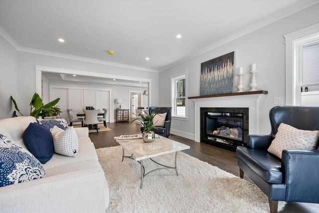 5 Milk St, Natick, MA 01760