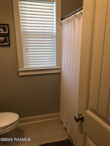 102 Meadow Gate Drive, Lafayette, LA 70508