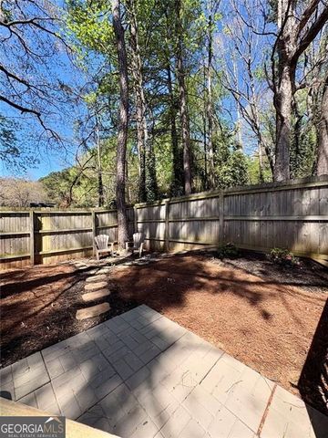 1452 Bentley Lane SE, Marietta, GA 30067