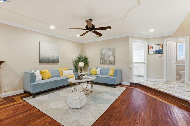 1414 Columbine Way, Livermore, CA 94551