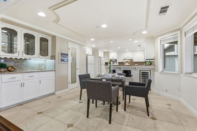 1414 Columbine Way, Livermore, CA 94551