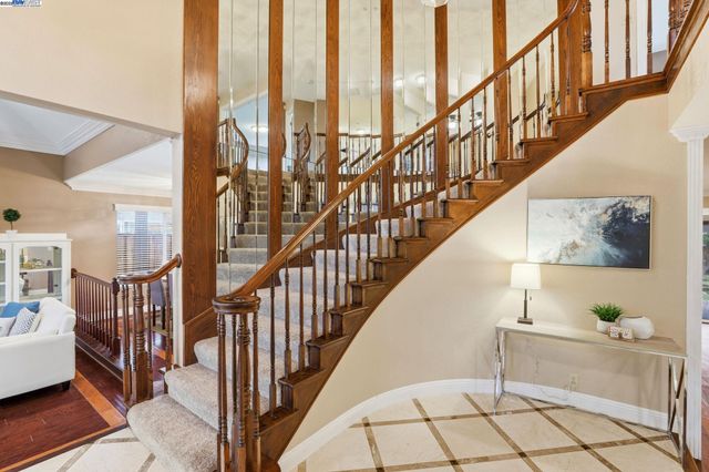 1414 Columbine Way, Livermore, CA 94551