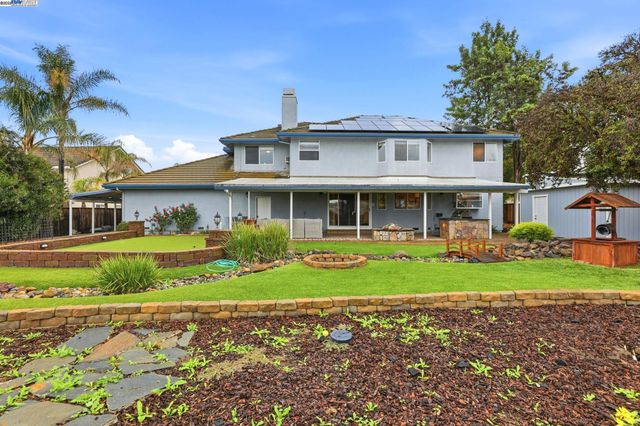 1414 Columbine Way, Livermore, CA 94551