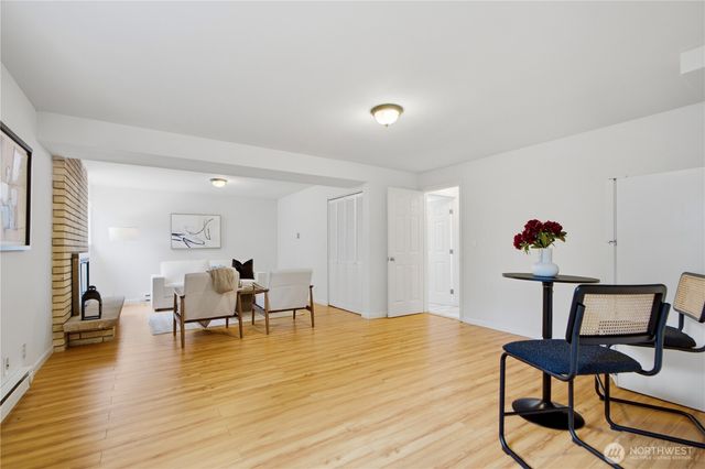 14831 NE 14th Street, Bellevue, WA 98007