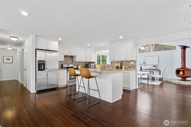 14831 NE 14th Street, Bellevue, WA 98007