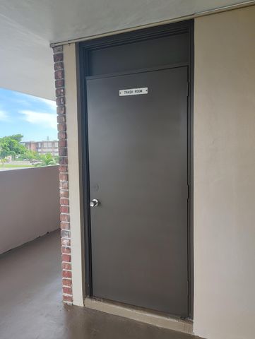 3001 NW 46th Avenue 301, Lauderdale Lakes, FL 33313