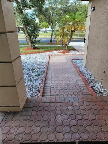 2281 SW 164th Avenue, Miramar, FL 33027