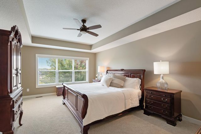 9060 Degler Circle, Chanhassen, MN 55317