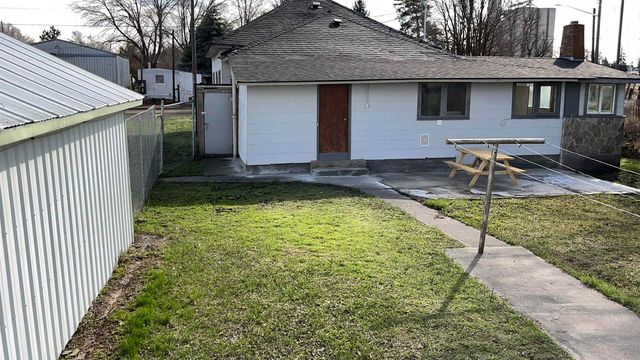 309 N H St, Sprague, WA 99032