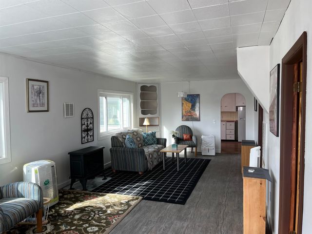 309 N H St, Sprague, WA 99032