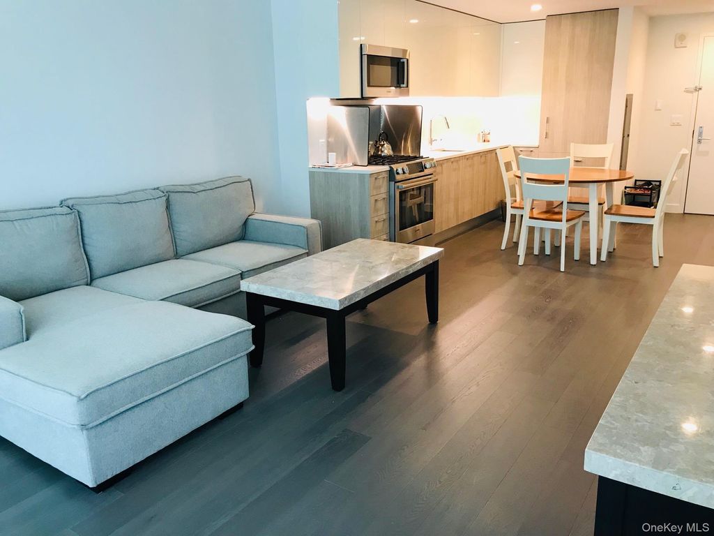 13103 40th Road 15H, Flushing, NY 11354 — photo 2