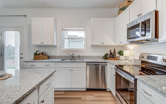 261 Clarabelle Lane, Summerville, SC 29483