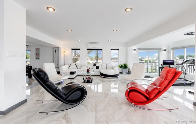200 Clocks Boulevard, Massapequa, NY 11758