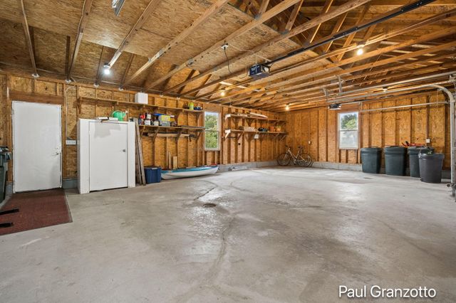 1524 Lakeshore Drive, Muskegon, MI 49441