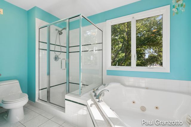 1524 Lakeshore Drive, Muskegon, MI 49441
