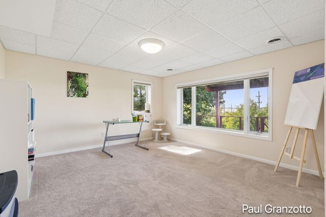 1524 Lakeshore Drive, Muskegon, MI 49441