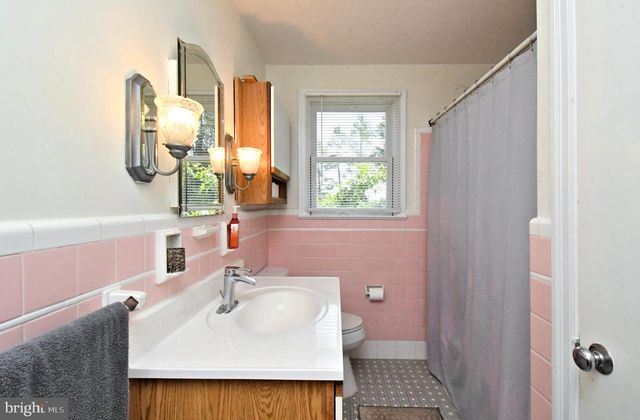 551 WALTER RD, Warminster, PA 18974