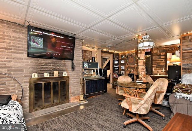 551 WALTER RD, Warminster, PA 18974