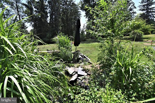 551 WALTER RD, Warminster, PA 18974