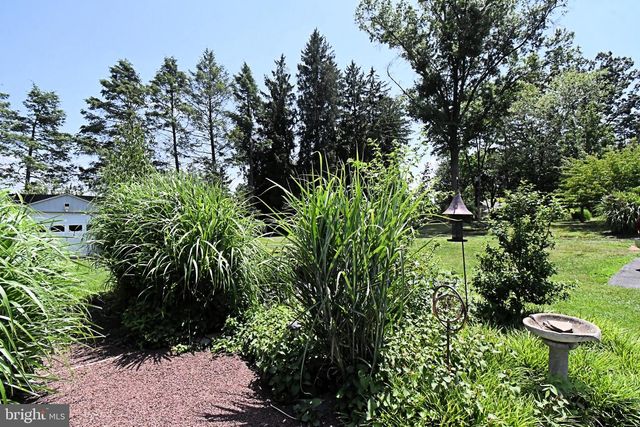 551 WALTER RD, Warminster, PA 18974