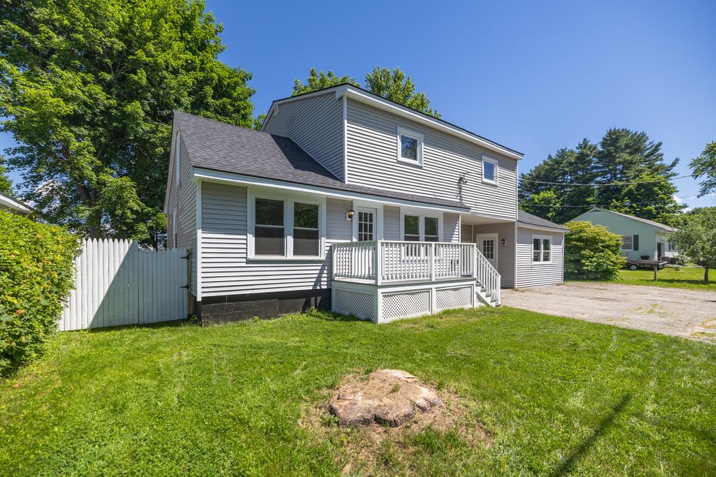 27 Flanders Street, Auburn, ME 04210 — photo 3