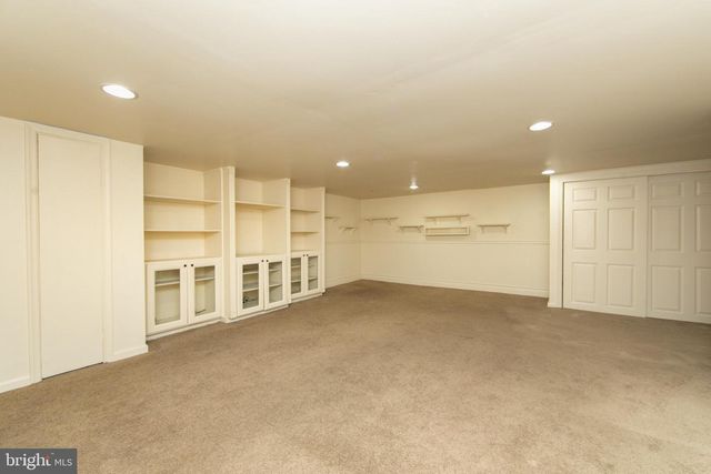 606 KINGS CROFT, Cherry Hill, NJ 08034