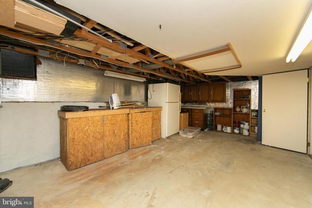 606 KINGS CROFT, Cherry Hill, NJ 08034