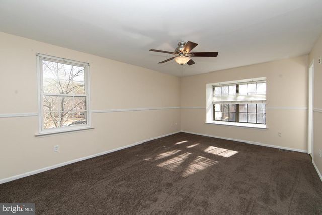 606 KINGS CROFT, Cherry Hill, NJ 08034