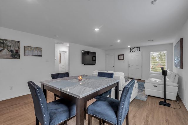 4154 Saltillo Lakes Drive, Baytown, TX 77521